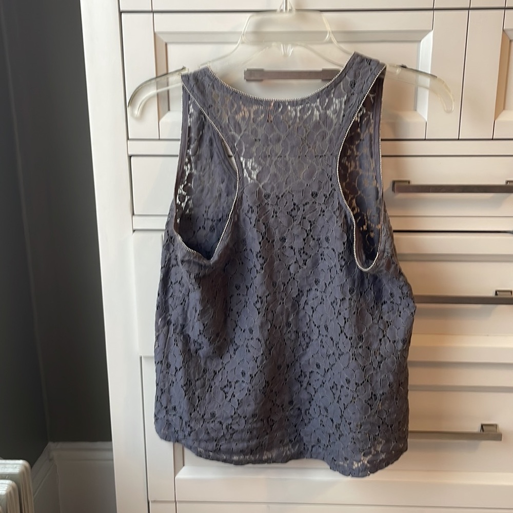 Lace Tank - Picture 4 of 4